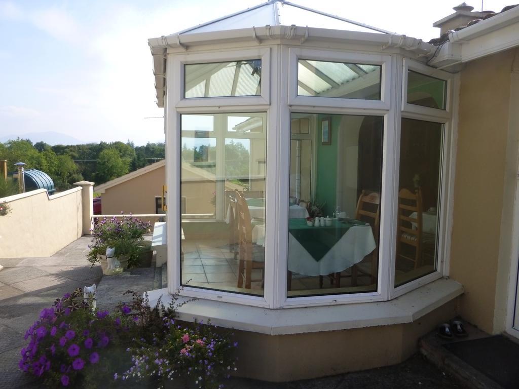 Reeks View Bed & Breakfast Teernaboul Exterior photo